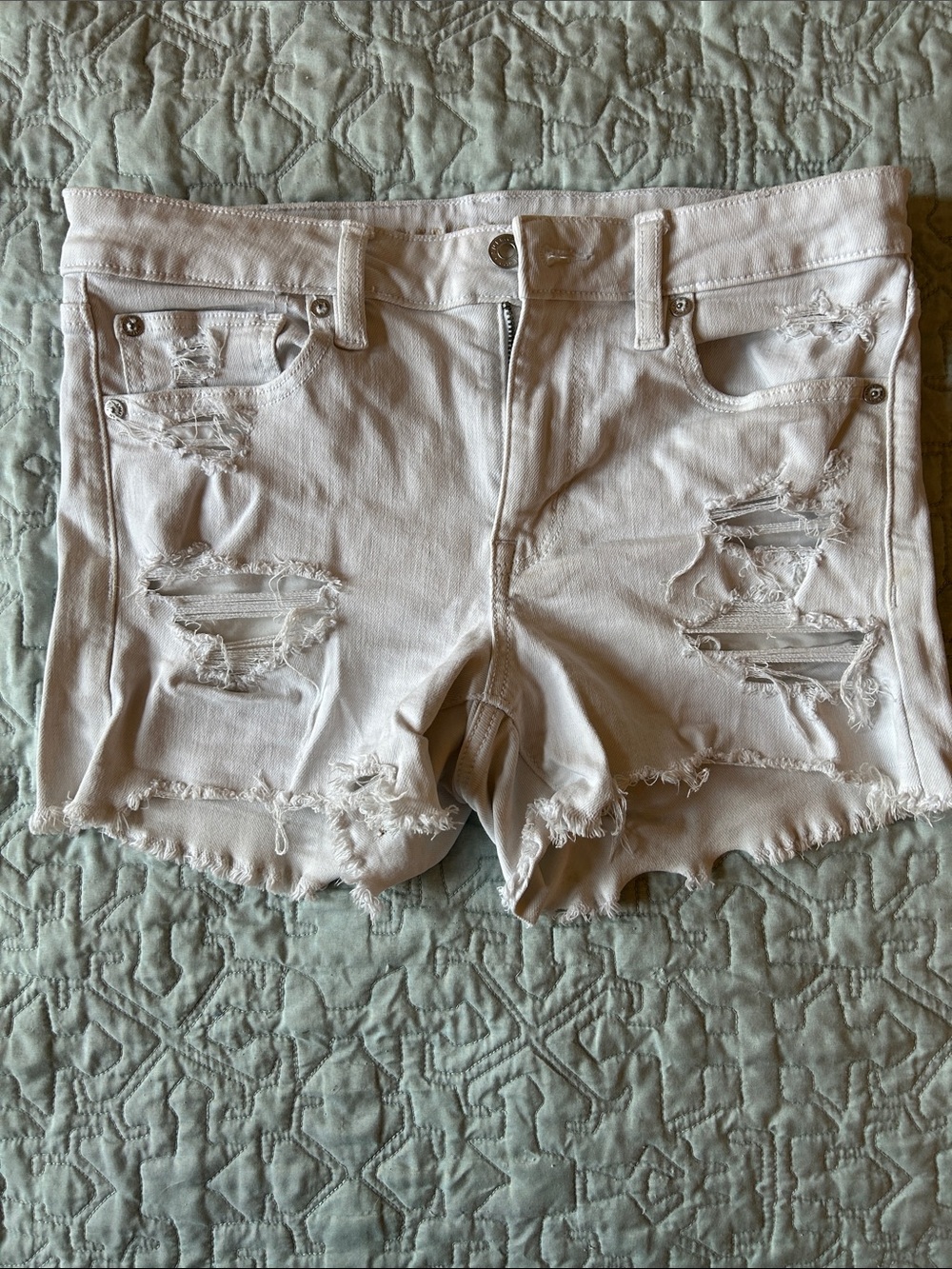 American Eagle White Distressed Women's Denim Shorts